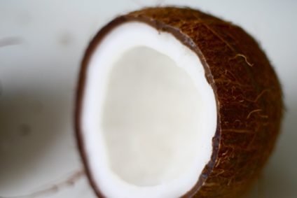 L’olio di cocco fa bene, o male ? Le nostre opinioni e le ricerche al riguardo